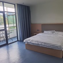江畔小院民宿(漂浮公园店)