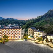 杭州闻滔度假山庄(山里王观景台店)