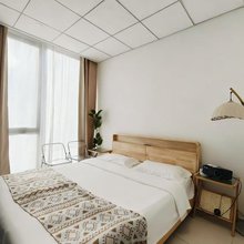 途羚影音民宿(勒泰中心店)