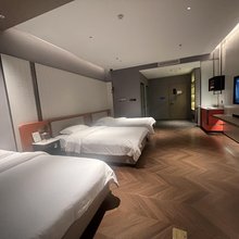 康平汤悦水汇住宿