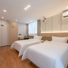 拾光里·Time Hotel酒店(广州天河公园地铁站店)
