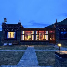 康定甘拖克民宿(姑弄村店)