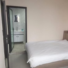 化德四季旅店