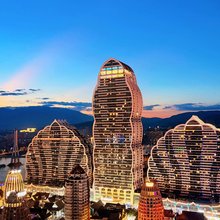 西双版纳景洪黎明·杉月观景美宿(告庄星光夜市店)