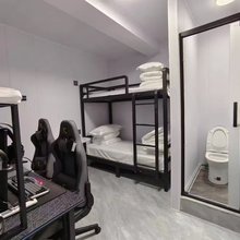广源电竞宾馆(新田360广场国贸店)