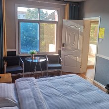 武汉8+6旅舍(东湖风景区店)