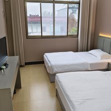 微荷缘假日酒店(微山湖风景区店)