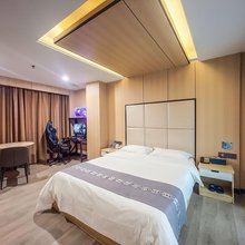 极·SILVERFOX 银狐电竞(天益城购物中心店)