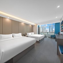 云上时空智能酒店(两路口儿童医院店)