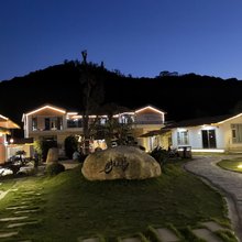 故事与他庭院美学民宿(东林寺净土苑南门店)
