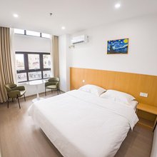 一宿公寓(仙鹤门地铁站仙林大学城店)
