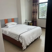 乐东风景河酒店