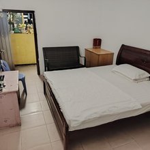 新港旅社(晓港地铁站店)