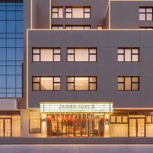 喆啡酒店(天津五大道小白楼地铁站店)