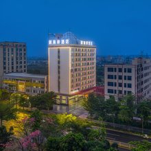 新海岸酒店(湛江高铁西站赤坎老街店)