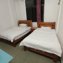 中山朋友住宿(新万悦购物广场坦洲商业中心区店)