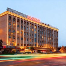喀什轻居酒店(喀什古城国际奥特莱斯机场店)