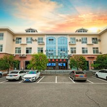 铜仁明德湖酒店(铜仁学院店)