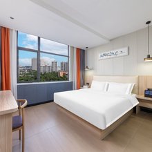 格莱登智慧酒店(海口滨濂观光夜市店)