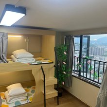 星辰美宿青年客栈(龙岗吉祥地铁站店)