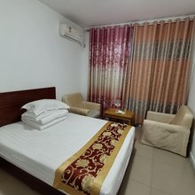 虹桥宾馆(枣庄薛城区万达广场店)