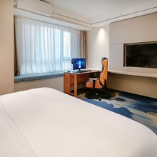竞放电竞酒店(烟台养马岛度假区店)
