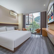 贵阳沐兰朵酒店(新添寨高新路地铁站店)