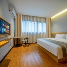 顿特酒店(习水箐山公园店)
