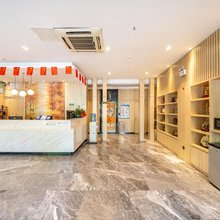 布丁酒店(南京中山陵马群地铁站店)