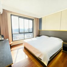 梵高商务宾馆(铜仁高铁站旅游客运站店)