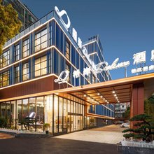 广州海珠南洲地铁站希岸Deluxe酒店