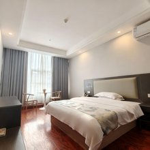 腾龙湾溪悦酒店(中曹司地铁站店)