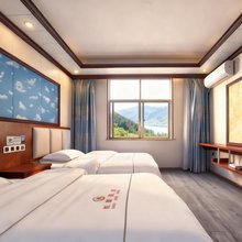 红顺酒店(曲靖北站店)