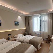 孟连开兴酒店