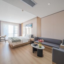 抚仙湖·品悦酒店(月亮湾湿地公园店)