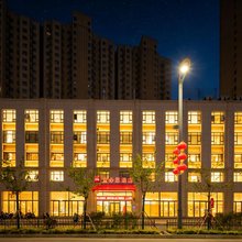 宜必思酒店(商丘站港汇万达店)