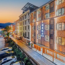 临溪观山客栈(张家界武陵源国家森林公园景区店)