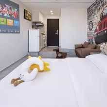 拾柒号轻奢浪漫氛围美宿(南京新街口地铁站店)