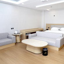 易县木棉花开精选酒店(盛源广场店)
