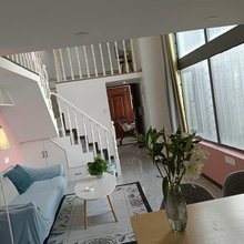 旋美公寓(聚仁国际梁万地铁站店)