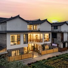 暮云舍·烟雨庭院亲子度假 Villa 美宿(洪雅柳江古镇景区店)