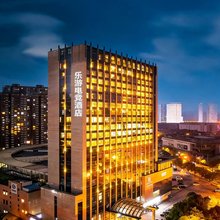 乐游空间电竞酒店(无锡三阳广场靖海地铁站店)