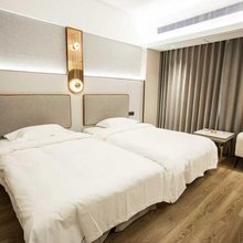 林顿168连锁酒店(佳木斯新玛特店)
