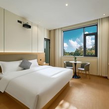 开封·沐瑾轩Villa度假民宿(万岁山大宋武侠城清明上河园店)