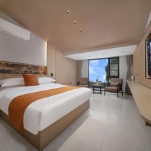 中禾酒店(开封万岁山大宋武侠城店)