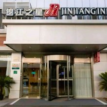锦江之星(上海场中路地铁站店)