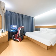 亦爱·电竞酒店(宜都店)