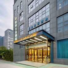 运维之家酒店(航天城中心广场东长安街地铁站店)