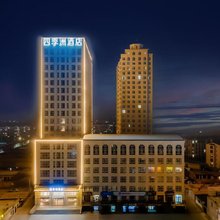 四季洲酒店(杭锦后旗陕坝中山广场店)