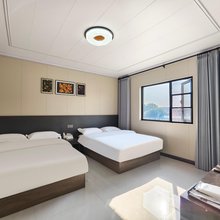 暖屿花语民宿(开封万岁山武侠城店)
